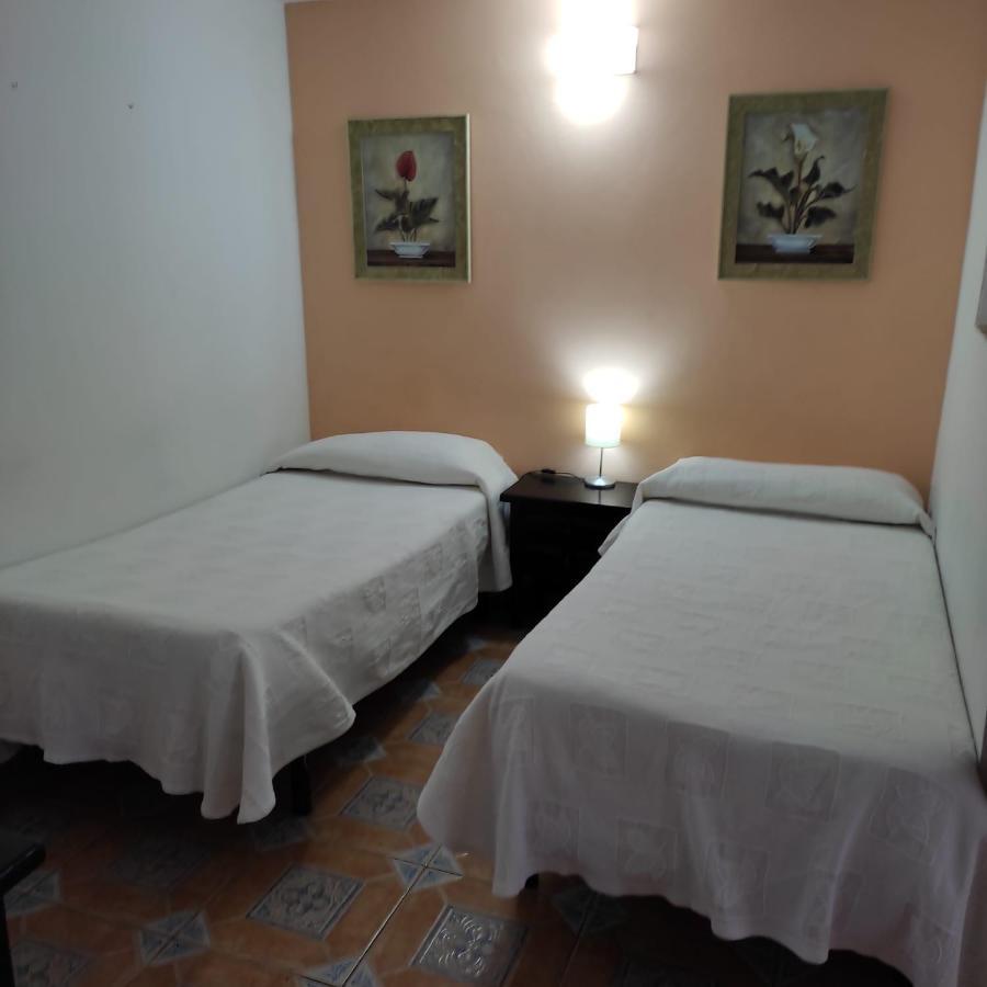 Hostal Castilla Аранхуес Екстер'єр фото